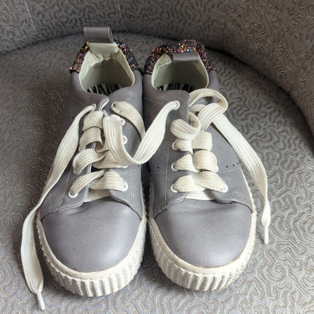 Dolce Vita Sneakers with Glittery Back, 3